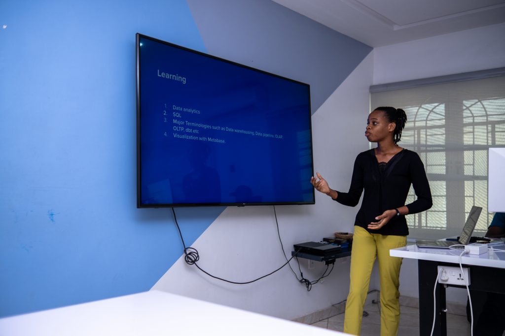 Victoria Francis during her final presentation to the Cowrywise staff. 